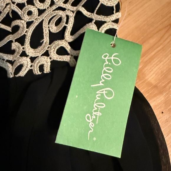NWT!  Silk Lilly Pulitzer Black and Gold Mini Pleated Strapless Dress - Picture 5 of 7